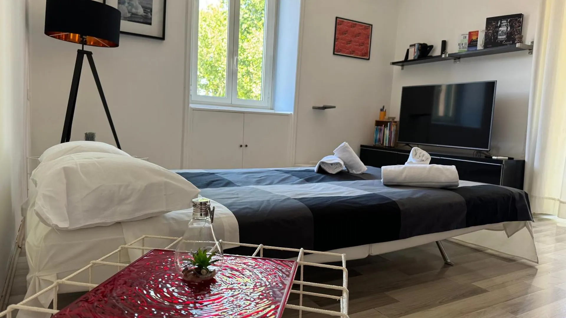 Dora Apartment Roma 0*,  Italia