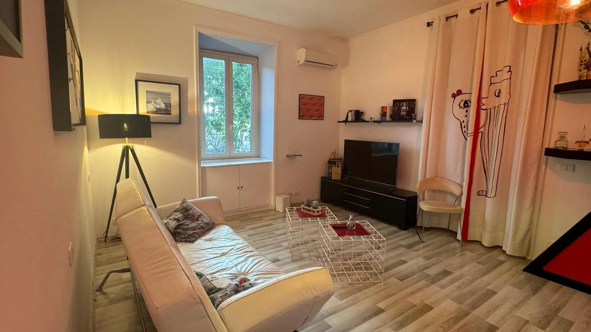 Dora Apartment Rome